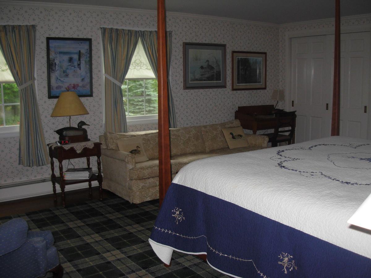 Meadowood Farm Bed and Breakfast Brattleboro Εξωτερικό φωτογραφία